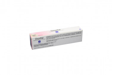 Oxyoftal En Ungüento 5 mg / 10.000 UI Caja Con Tubo Con 10 g