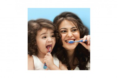 Cepillo Dental Oral B Complete Empaque Con 1 Unidad