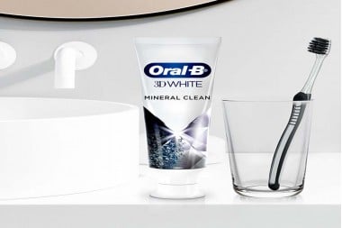 CREMA DENTAL ORAL-B 3D WHITE