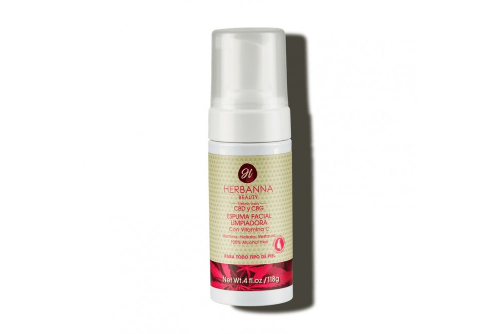 ESPUMA FACIAL LIMPIADORA HERBANNA CON VITAMINA C 118 G